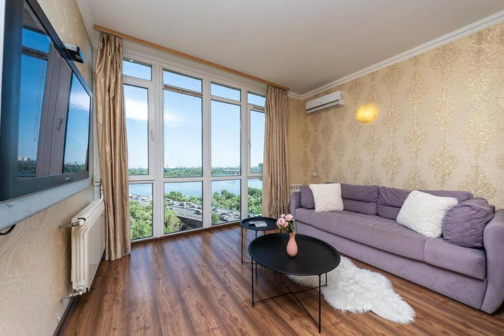 Apartments With Crazy Panoramic View Of The Dniepr Киев Екстериор снимка